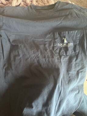 Local Boy Outfitters Men's American Flag Dog Logo Pocket T-Shirt Slate Blue